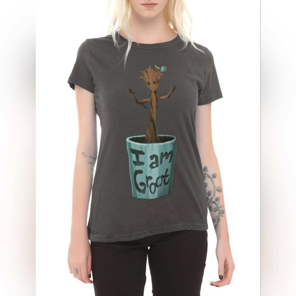 "I Am Groot" HOT TOPIC T-Shirt